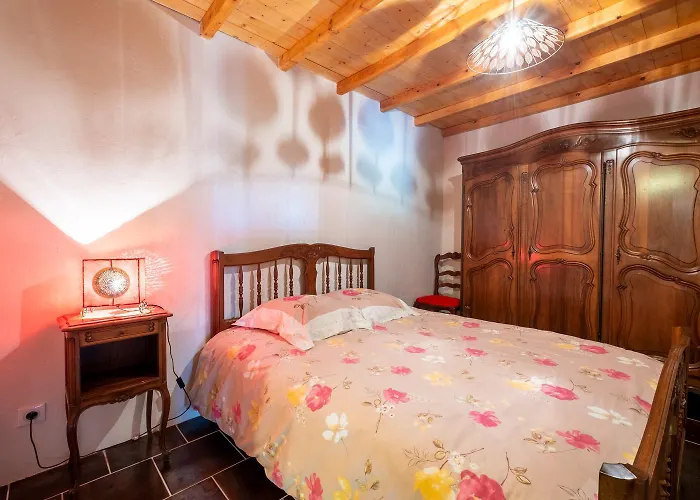 Ensemble La Campone 8/14 Personnes * Montbel (Lozere)