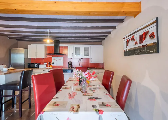 Feriehus Ensemble La Campone 8/14 Personnes Montbel (Lozere)